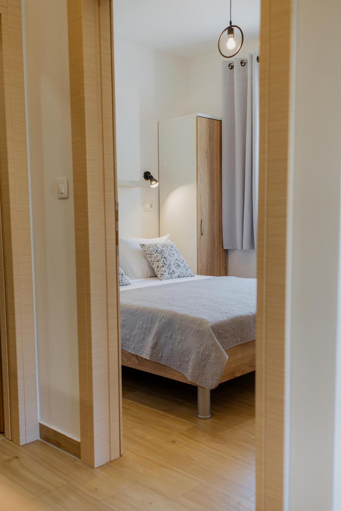 Apartments Piscina-Green Ποντστράνα Εξωτερικό φωτογραφία